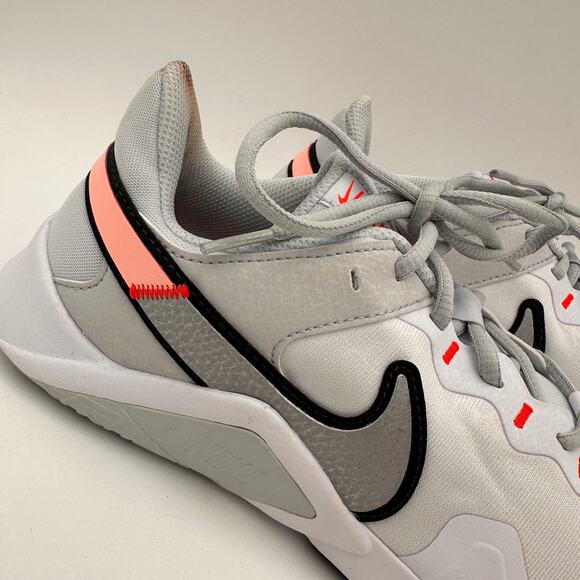 Nike Women's Legend Essential 2 White Football Running Sneakers Size 8.5 - Picture 9 of 9